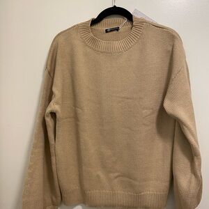Pretty Garden Beige Sweater